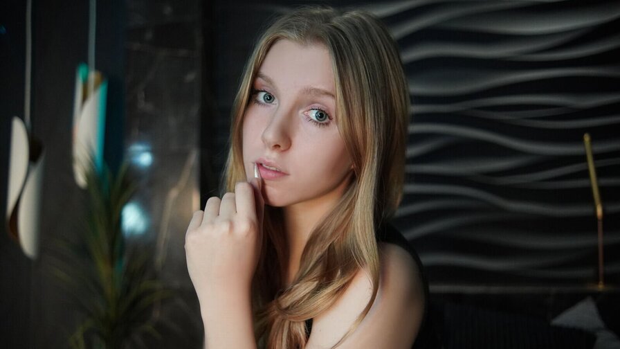 LaylaGlam